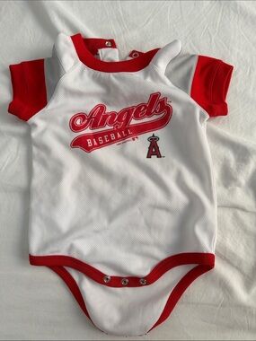 Los Angeles Angels Red & White Baby Bodysuit 6-9 mo ths